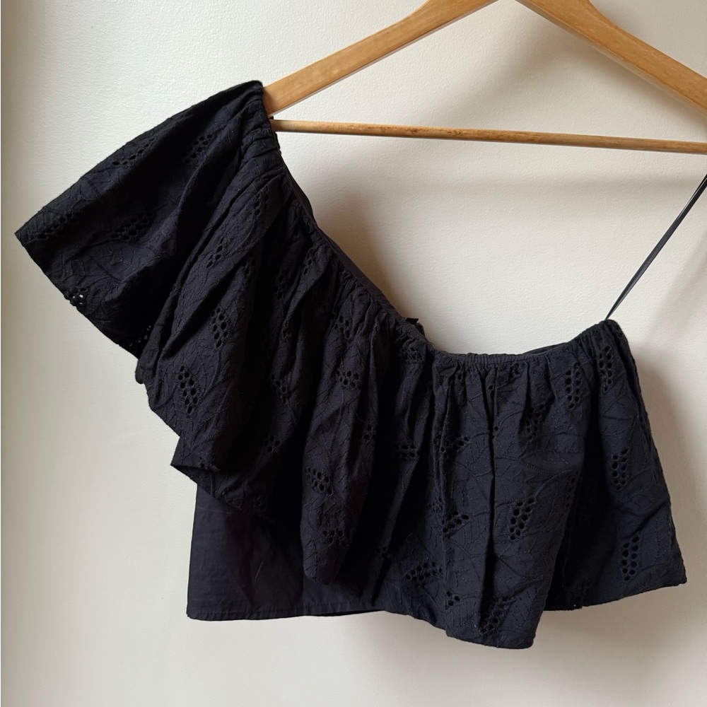 EN SAISON Sacha Ruffle Eyelet One Shoulder Cropped Top Coquette Feminine Black M